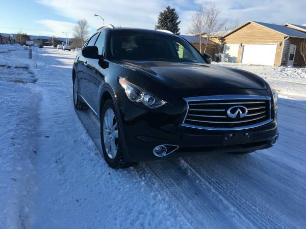 2014 Infiniti QX70 - cars & trucks - by owner - vehicle automotive... for sale in Sioux Falls, SD – photo 4