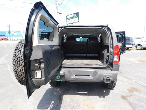 2008 HUMMER H3 w/Luxury Pkg 4x4 ( Free 6 Month Warranty ) - cars & for sale in Fort Wayne, IN – photo 16