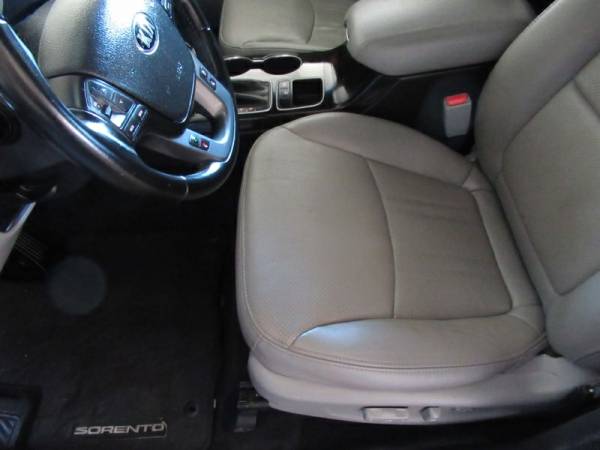 2014 Kia Sorento AWD 4dr I4 LX - - by dealer - vehicle for sale in Cleburne, TX – photo 24