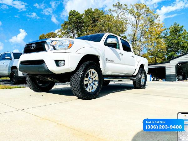 2015 Toyota Tacoma 4WD Double Cab V6 AT (Natl) - cars & trucks - by... for sale in King, NC – photo 2