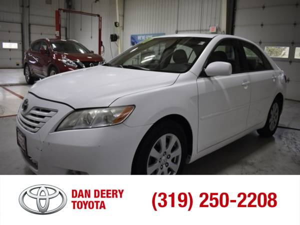 2007 Toyota Camry XLE Super White - - by dealer for sale in Cedar Falls, IA – photo 12