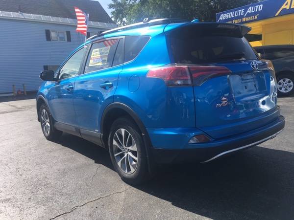 2017 TOYOTA RAV 4 $2000UNDER BOOK!!!!! for sale in Schenectady, NY – photo 2