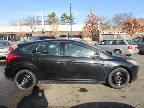 2012 FORD FOCUS SE NICE! - cars & trucks - by dealer - vehicle... for sale in Minneapolis, MN – photo 6