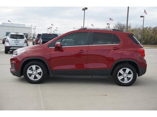 2019 Chevrolet Trax LT - wagon - cars & trucks - by dealer - vehicle... for sale in Ardmore, TX – photo 2