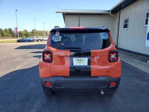 2015 Jeep Renegade for sale in Wisconsin Rapids, WI – photo 7