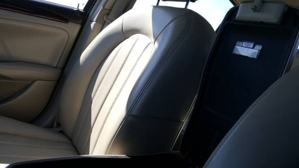 SUPER NICE! - 2009 Buick Lucerne CXL - - by dealer for sale in Sioux Falls, SD – photo 21