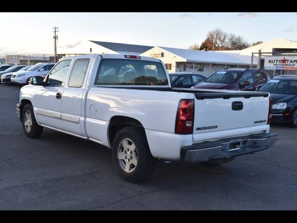 2005 Chevrolet Silverado 1500 Ext Cab - cars & trucks - by dealer -... for sale in Yakima, WA – photo 3