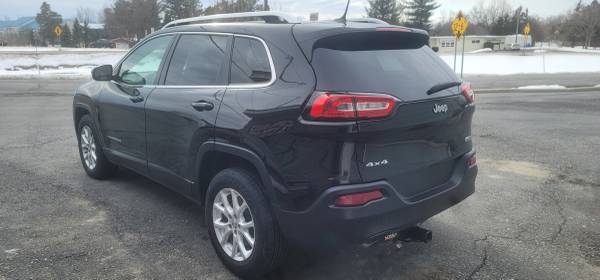 2015 Jeep Cherokee 4x4 - - by dealer - vehicle for sale in Watertown, NY – photo 3
