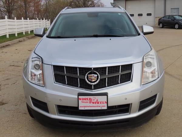 2011 Caddy Cadillac SRX Luxury Collection suv Silver for sale in Ankeny, IA – photo 2