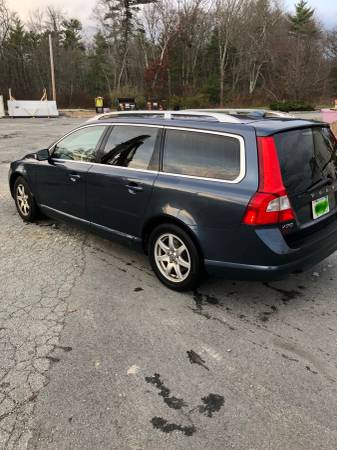 2008 Volvo V70, Runs and Drives Great! - cars & trucks - by owner -... for sale in Franklin, MA – photo 2
