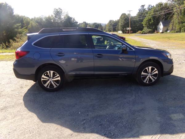 Subaru 18 Outback 3.6R Limited 13K Leather Sunroof Eyesight Nav. for sale in vernon, MA – photo 6