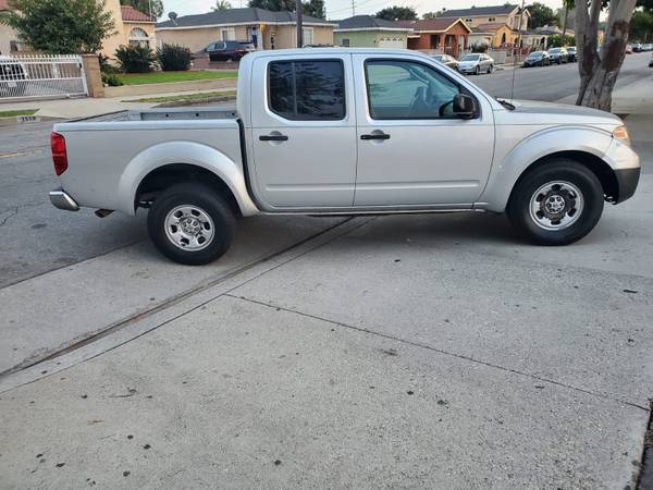 2011 Nissan Frontier 92k - cars & trucks - by owner - vehicle... for sale in Carson, CA – photo 5