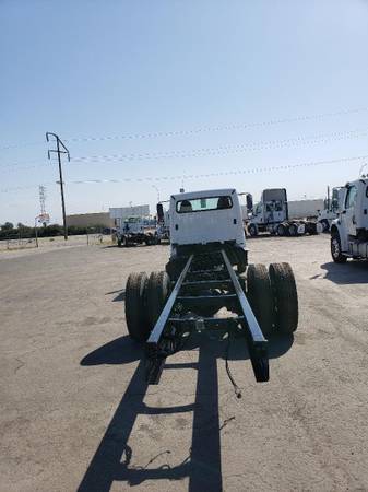2014 FREIGHTLINER M2 for sale in Bakersfield, CA – photo 5