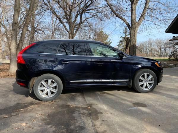 2016 Volvo XC60 T6 AWD - cars & trucks - by owner - vehicle... for sale in Perham, MN – photo 3