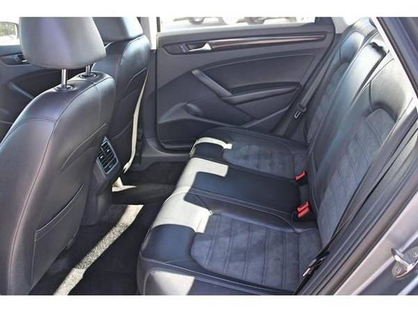 2015 Volkswagen Passat TDI SEL Premium - sedan - cars & trucks - by... for sale in Bartlesville, KS – photo 12