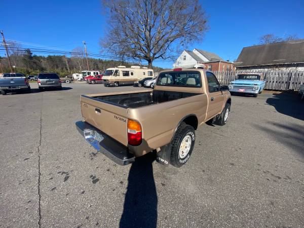 2000 Toyota Tacoma 4x4 1 Owner - cars & trucks - by dealer - vehicle... for sale in Rocky Mount, VA – photo 6