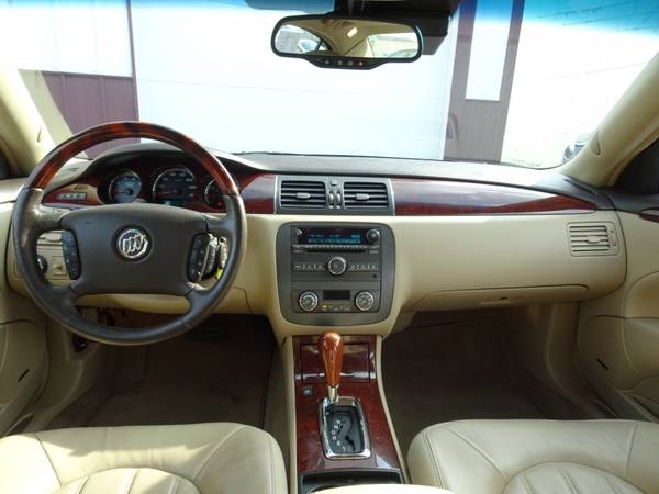 2009 Buick Lucerne CXL - - by dealer - vehicle for sale in Waterloo, WI – photo 21