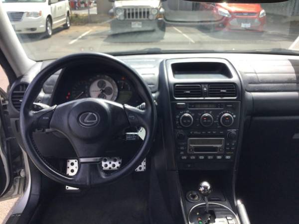 2002 Lexus IS 300 4dr Sdn Auto Trans - - by dealer for sale in Kahului, HI – photo 11