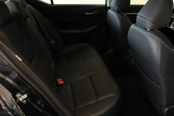 2019 Nissan Altima 2.5 SL. Nav., Leather, Heated Seats, 14k Miles! -... for sale in Eureka, CA – photo 19