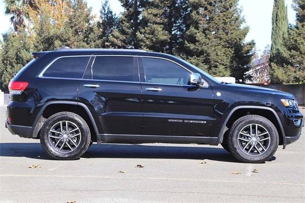 2017 Jeep Grand Cherokee Limited - cars & trucks - by dealer -... for sale in Fairfield, CA – photo 4