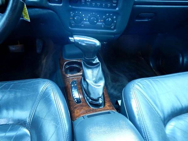 2000 Oldsmobile Bravada 4dr AWD - Best Finance Deals! - cars &... for sale in Oakdale, WI – photo 17