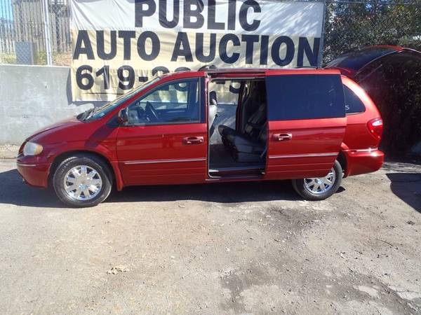 2007 Chrysler Town & Country LWB Public Auction Opening Bid - cars &... for sale in Mission Valley, CA – photo 13