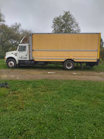 1994 International 4700 *PRICE REDUCED** for sale in Fredonia, NY – photo 3