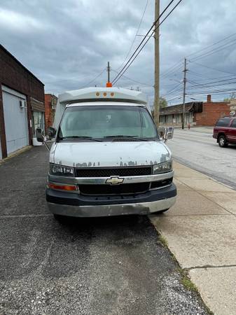 Utility Truck for sale in Wickliffe, OH – photo 3