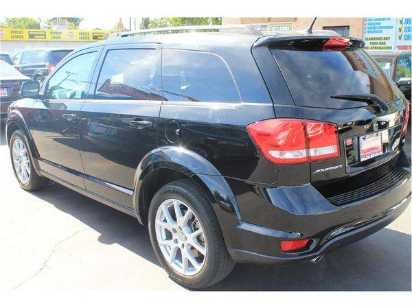 2015 Dodge Journey SXT Sport Utility 4D - FREE FULL TANK OF GAS!! for sale in Modesto, CA – photo 3