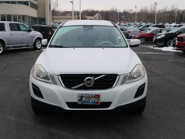 2011 Volvo Xc60 3.2 - cars & trucks - by dealer - vehicle automotive... for sale in Burnsville, MN – photo 9