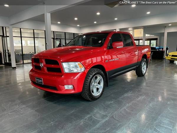 2012 Ram 1500 4x4 Sport 4WD TRUCK MOON ROOF LOW MI DODGE RAM 1500... for sale in Gladstone, OR – photo 2