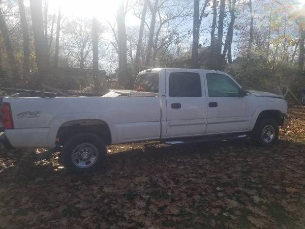 2006-7 Chevrolet 2500 HD - cars & trucks - by owner - vehicle... for sale in West Springfield, MA – photo 3