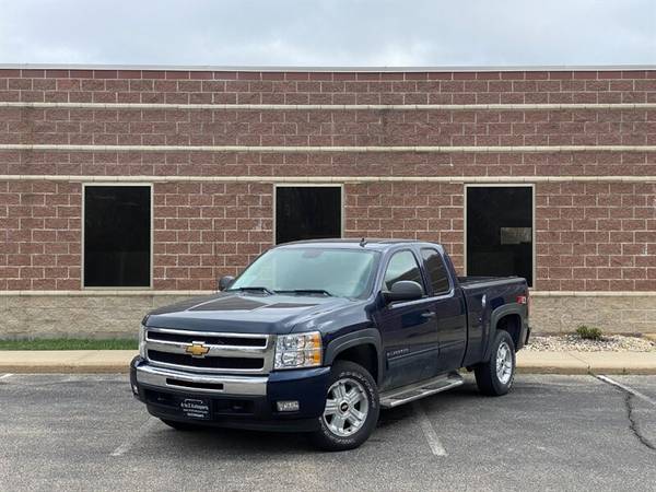 2011 Chevrolet Silverado 1500 LT - - by dealer for sale in Madison, WI – photo 2