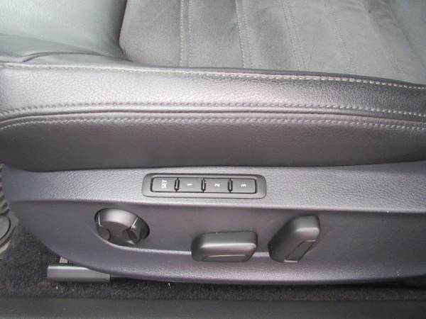 2014 Volkswagen Passat 2.0L TDI SEL Premium for sale in Moorhead, MN – photo 16