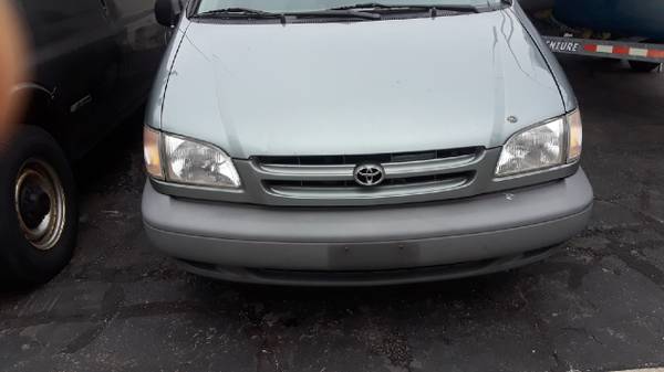 2000 Toyota Sienn for sale in Stamford, NY – photo 2
