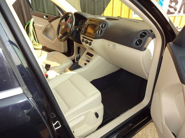2016 Volkswagen Tiguan SE 4Motion - cars & trucks - by dealer -... for sale in Bellingham, WA – photo 15