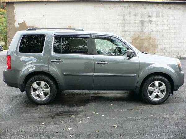 11 Honda Pilot EXL, Leather, Sunroof, DVD, Only 129K! Mint! We Finance for sale in binghamton, NY – photo 6