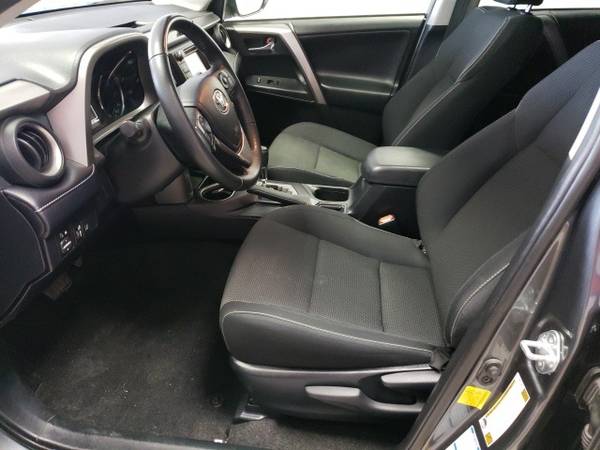 2018 Toyota RAV4 Hybrid AWD 4D Sport Utility/SUV XLE - cars & for sale in Dubuque, IA – photo 9