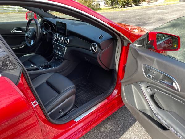 2018 Mercedes CLA 250 LOADED for sale in KERNERSVILLE, NC – photo 12