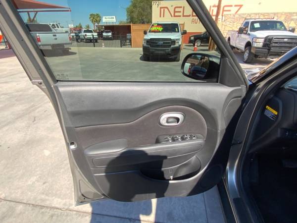 2018 Kia Soul Auto - - by dealer - vehicle for sale in El Paso, TX – photo 16
