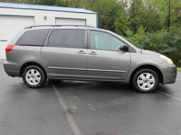 2004 Toyota Sienna LE 7 Pass. CHEAP! NICE!, Gray for sale in Winston Salem, NC – photo 5