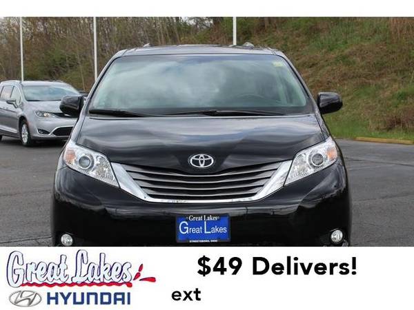 2017 Toyota Sienna mini-van XLE - - by dealer for sale in Streetsboro, OH – photo 8