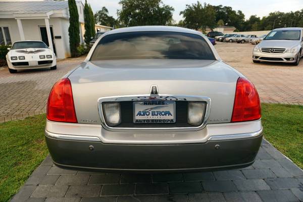 2003 Lincoln Town Car Signature - Low Miles, Immaculate Condition, Lea for sale in Naples, FL – photo 14