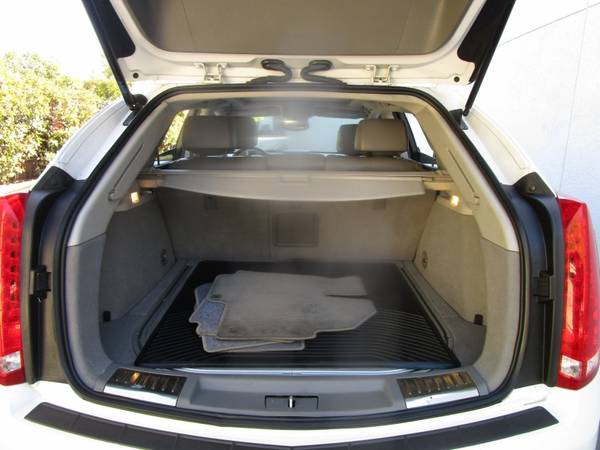 2010 Cadillac SRX Luxury Collection - NAVI - REAR CAMERA - PANORAMIC... for sale in Sacramento , CA – photo 18
