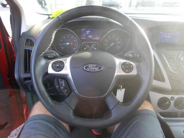 2014 Ford Focus SE Sedan - cars & trucks - by dealer - vehicle... for sale in Weatherford, TX – photo 8