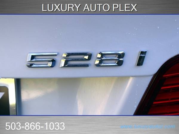 2015 BMW 5-Series 528i Luxury Line/Sedan - - by for sale in Portland, OR – photo 11