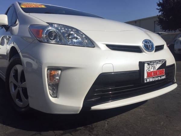 2014 TOYOTA PRIUS ~RUNS AND DRIVES GREAT~COMMUTER MUST HAVE~NAVIGATION for sale in Tracy, CA – photo 3