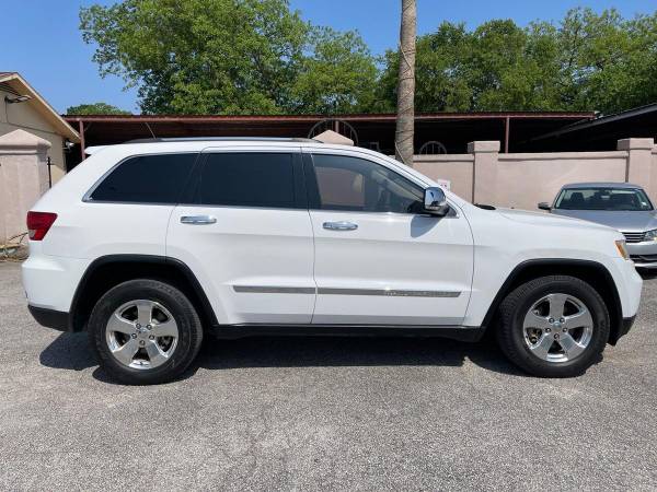 2013 Jeep Grand Cherokee Limited 4x2 4dr SUV EVERYONE IS APPROVED! for sale in San Antonio, TX – photo 8