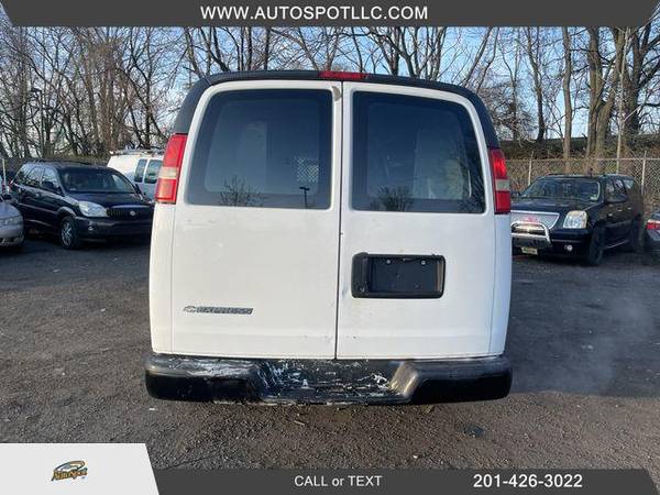 2008 Chevrolet Chevy Express 2500 Cargo Extended Van 3D for sale in Garfield, NY – photo 5