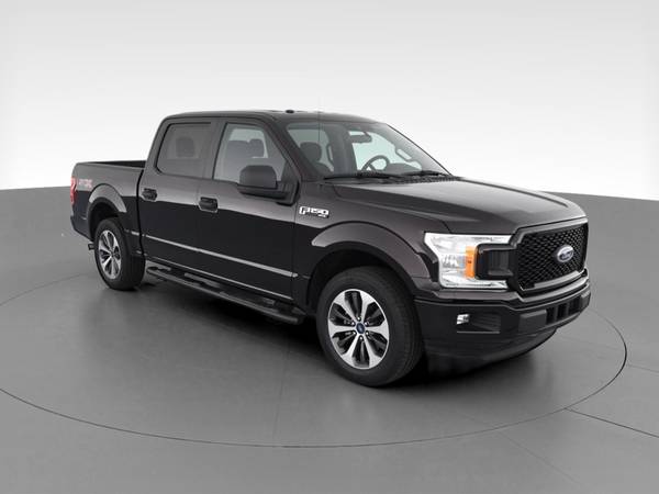 2019 Ford F150 SuperCrew Cab XLT Pickup 4D 6 1/2 ft pickup Black - -... for sale in Columbus, OH – photo 15